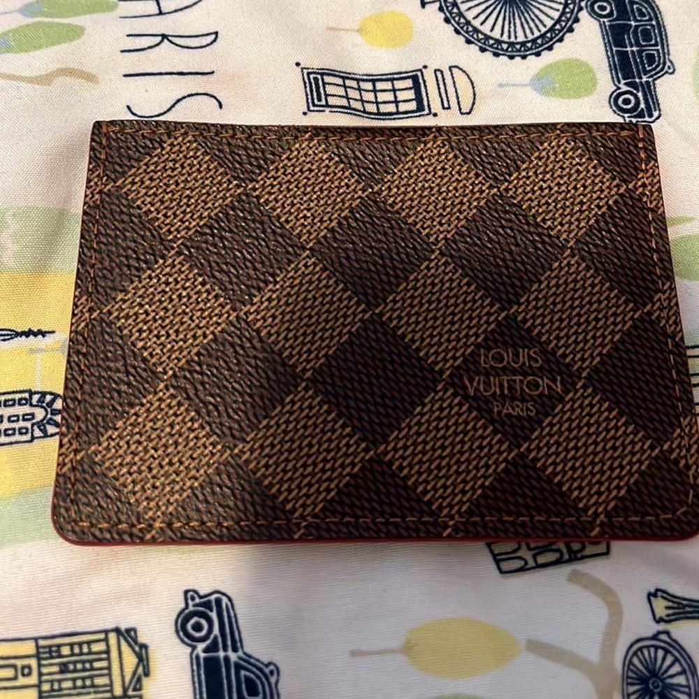 Lv card holder